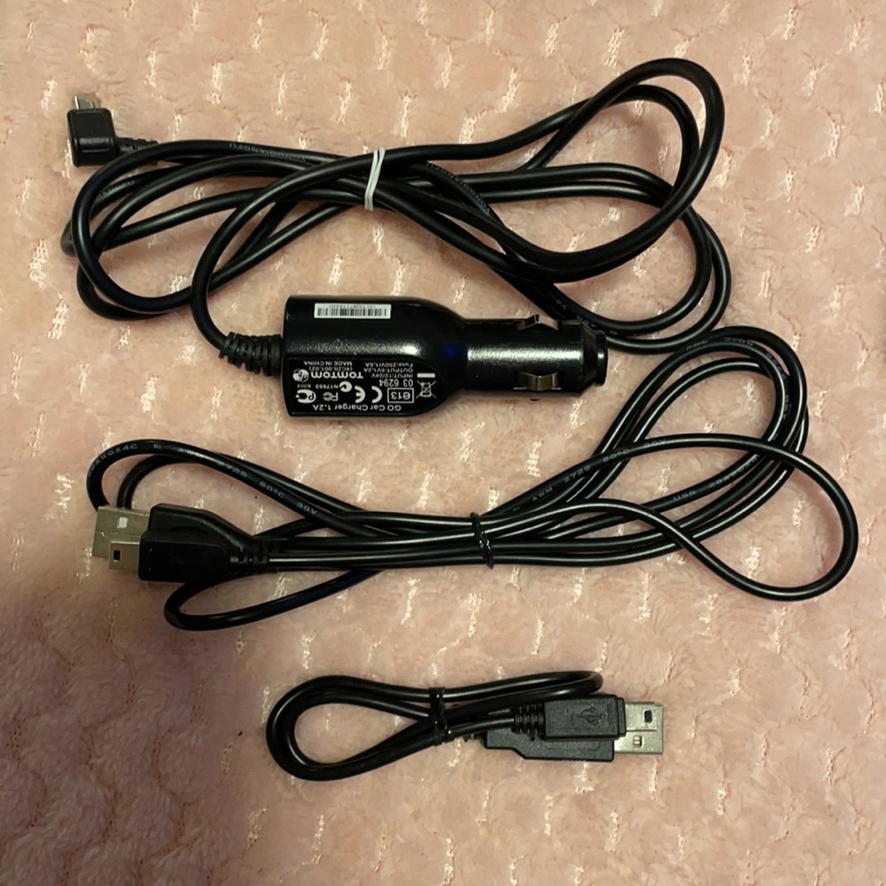 TomTom Navigation System - Picture 5 of 9